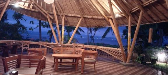 Отель Tinggian Hill Retreat Batununggul Экстерьер фото